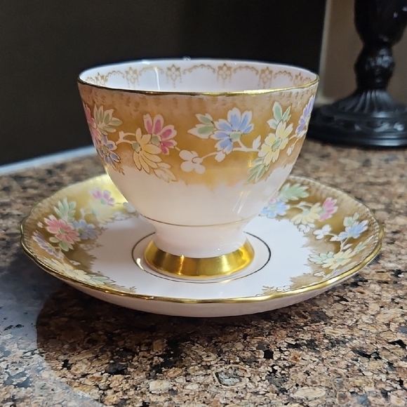 Vintage Teacup and Saucer - Tuscan - Floral - Picture 4 of 14